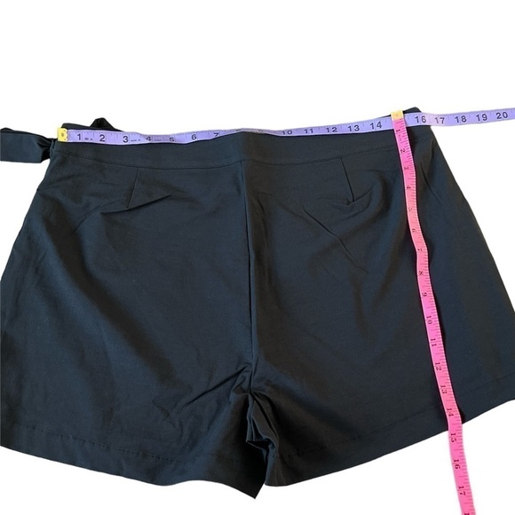 🆕 Southern Tide Jourdan Solid Performance Skort - Picture 8 of 9